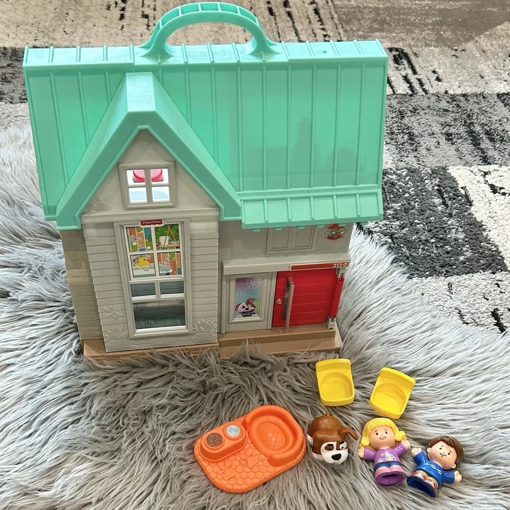 Little People Big Helpers Home Interactive House +  3 Figures Lights &  Sounds